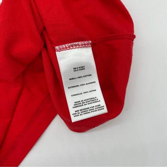 NHL (10/12) Short Sleeve Red Blackhawks Tee Shirt - Picture 3 of 5